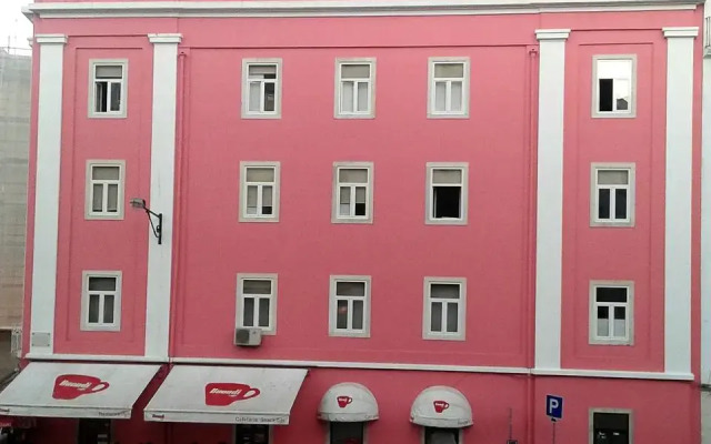 Отель Rooms Fado вид на фасад