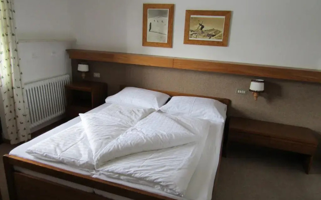 Отель Tarscher Almlounge & Berghotel Монклассико комната для гостей