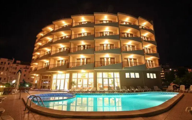 Hotel Veris Солнечный берег вид на фасад