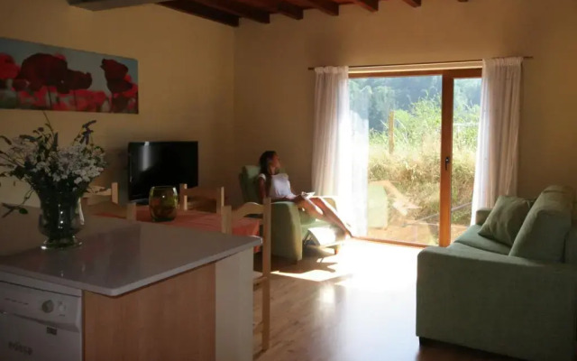 Отель Los Chalets De Bores комната для гостей