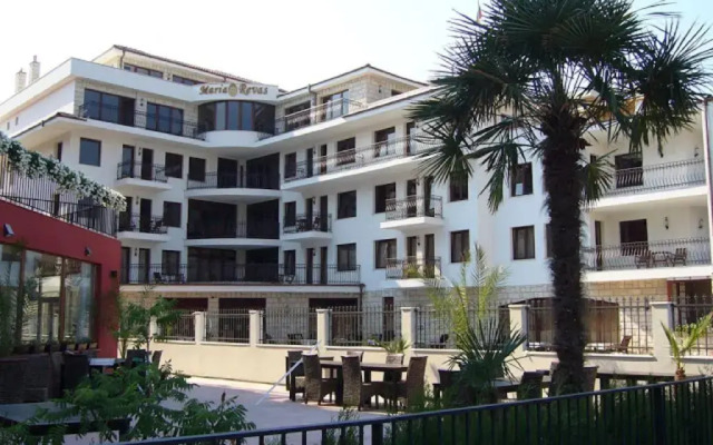 Отель Villa Maria Revas Болгария, Солнечный берег - отзывы, цены и фото номеров - забронировать отель Villa Maria Revas онлайн вид на фасад