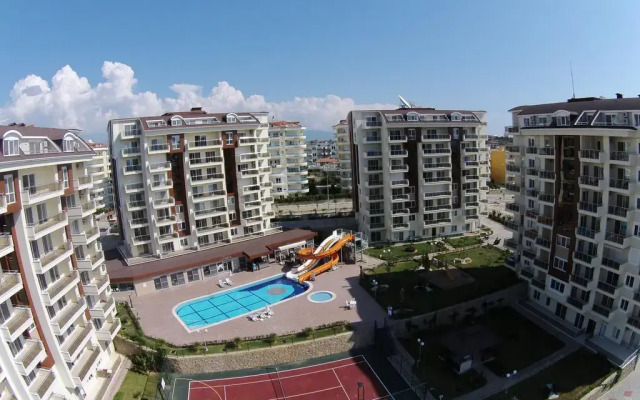 Апартаменты Sea View Studio in Orion Garden комната для гостей
