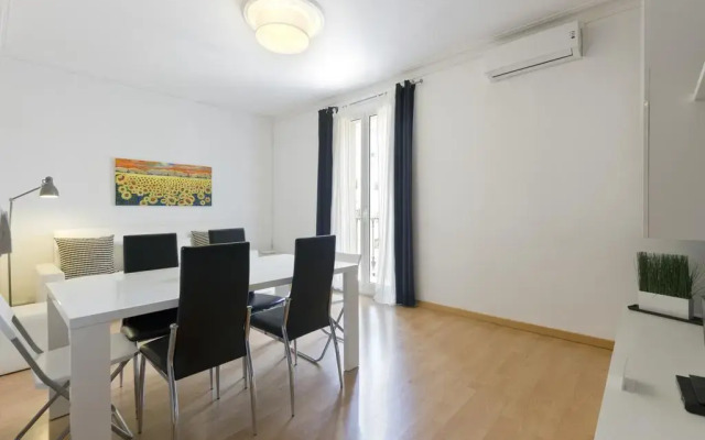 Отель Flat In Barcelona комната для гостей