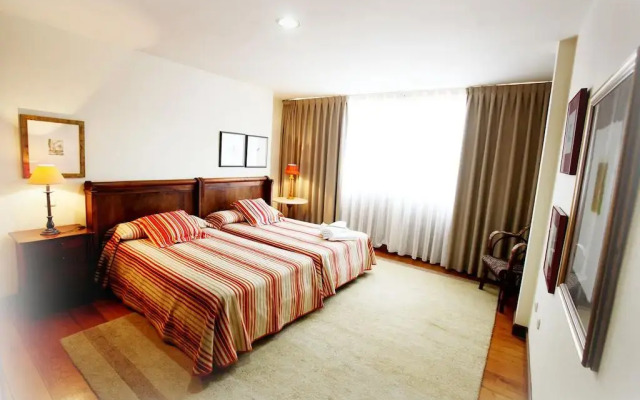 Отель Apartamentos Turísticos Las Nieves Playa комната для гостей