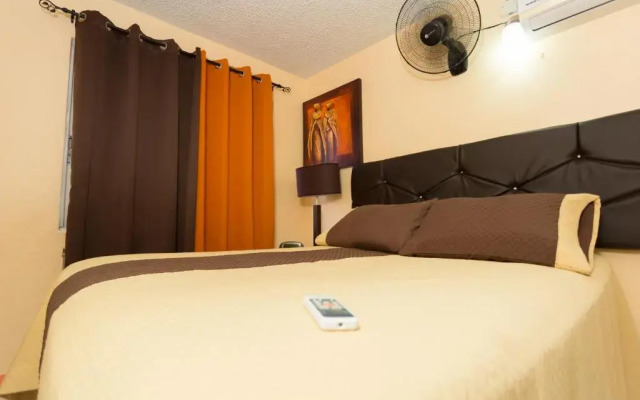 Отель Cozy Accommodations комната для гостей