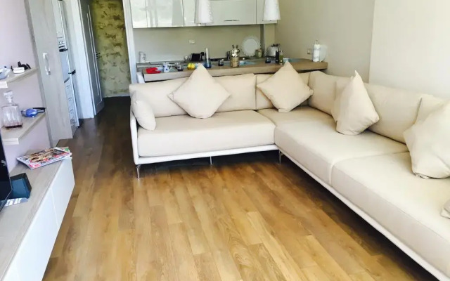 Апартаменты S. Efendi Apartment Дуррес комната для гостей