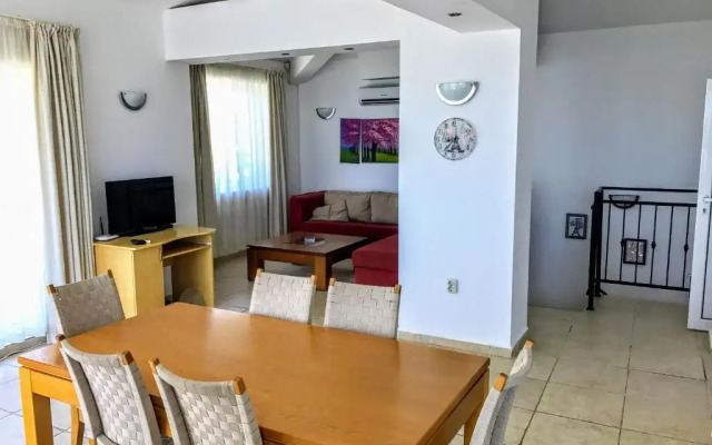 Отель Villa Golden Crown Балчик комната для гостей