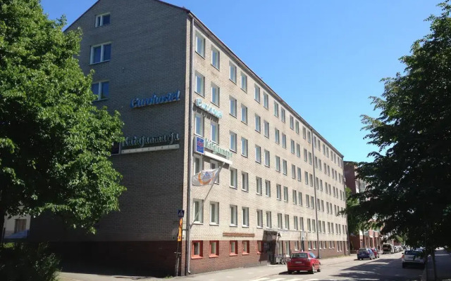 Отель Eurohostel вид на фасад