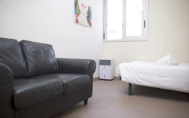 Отель Mora Rooms Барселона комната для гостей