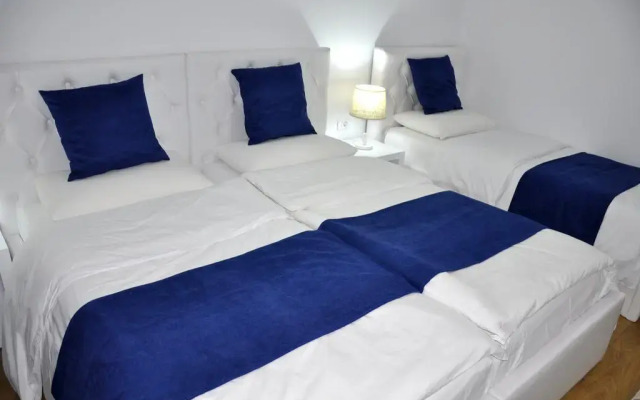 Отель Natea Apartments Албания, Тирана - отзывы, цены и фото номеров - забронировать отель Natea Apartments онлайн комната для гостей