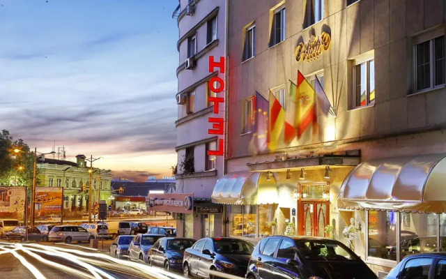 Отель Queens Astoria Design Hotel Сербия, Белград - 3 отзыва об отеле, цены и фото номеров - забронировать отель Queens Astoria Design Hotel онлайн вид на фасад