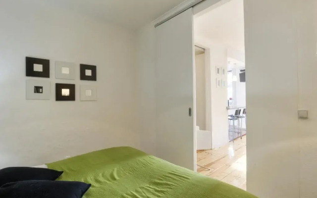 Отель BmyGuest - Castelo Stylish Flat комната для гостей