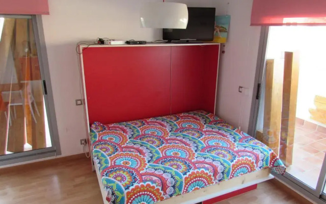 Отель Studio Madrid Испания, Курорт Росес - отзывы, цены и фото номеров - забронировать отель Studio Madrid онлайн комната для гостей