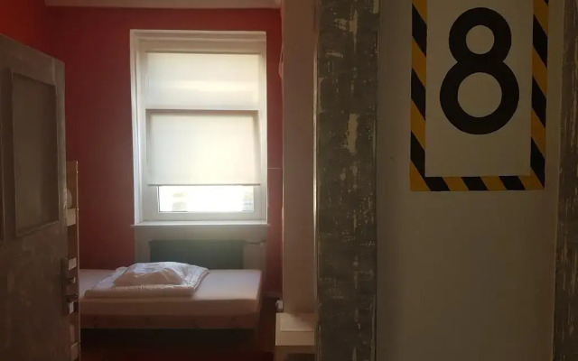 Отель Wigwam Hostel Польша, Вроцлав - отзывы, цены и фото номеров - забронировать отель Wigwam Hostel онлайн комната для гостей