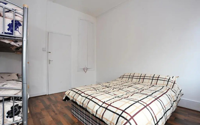 Отель Riz House Лондон комната для гостей