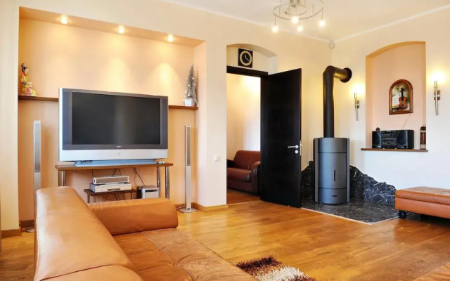 Апартаменты Raina Lux Apartment комната для гостей