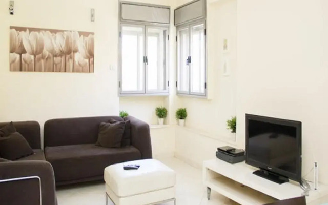 Hora Rentals-Hatibonim St. Израиль, Иерусалим - отзывы, цены и фото номеров - забронировать отель Hora Rentals-Hatibonim St. онлайн комната для гостей