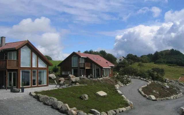 Отель Åmøy Fjordferie вид на фасад