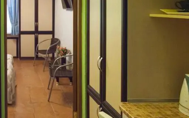 Гостевой дом Floral Courtyard