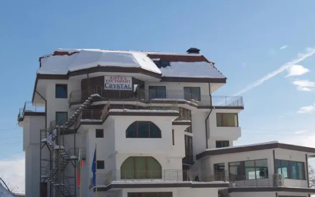 Hotel Crystal вид на фасад