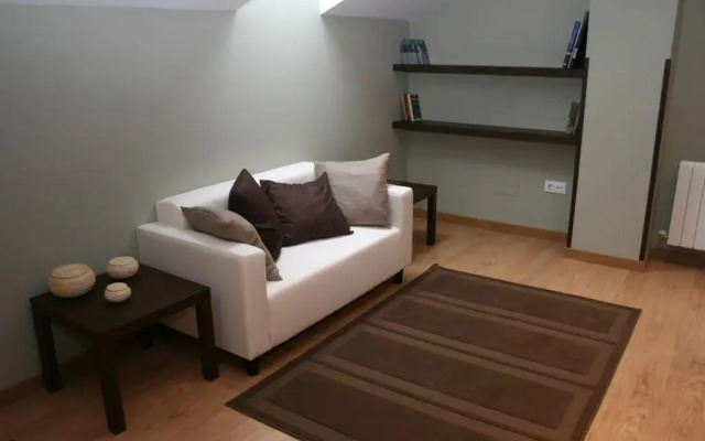 Отель Apartamentos El Regueirin 2 Испания, Кудильеро - отзывы, цены и фото номеров - забронировать отель Apartamentos El Regueirin 2 онлайн комната для гостей