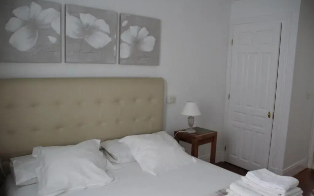Отель Apartamento Alcalá 55 Испания, Мадрид - отзывы, цены и фото номеров - забронировать отель Apartamento Alcalá 55 онлайн комната для гостей