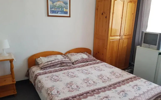 Отель Guest Rooms Radost комната для гостей