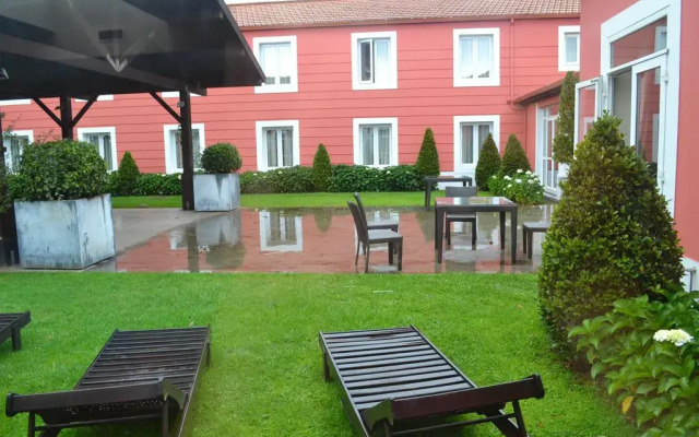 Отель Enotel Golf - Santo da Serra