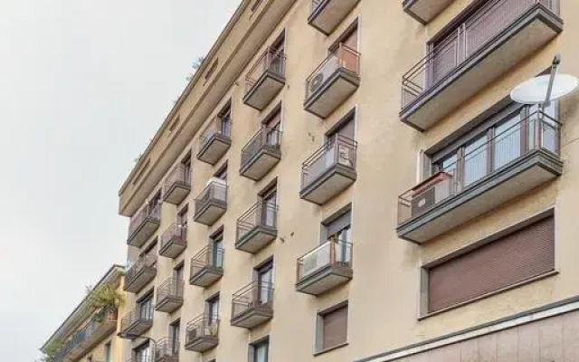Отель Suitelowcost Marco Polo вид на фасад