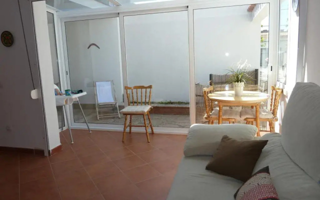 Отель Villa Service Casa Jordi Испания, Калафель - отзывы, цены и фото номеров - забронировать отель Villa Service Casa Jordi онлайн комната для гостей