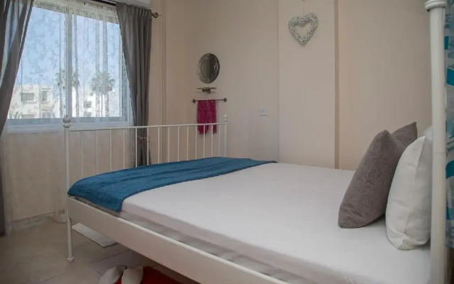 Апартаменты Paphos Love Hut Deluxe Apartment комната для гостей
