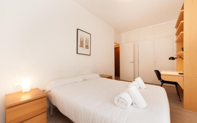 Апартаменты Bbarcelona Apartments Park Güell Flats комната для гостей