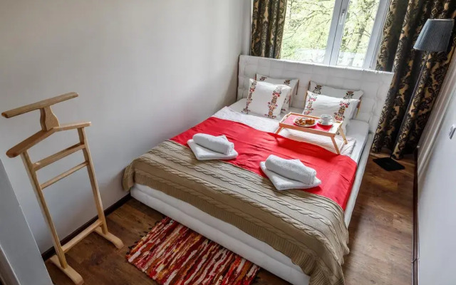 Отель Apartamenty Krupowy Zakopane Закопане комната для гостей