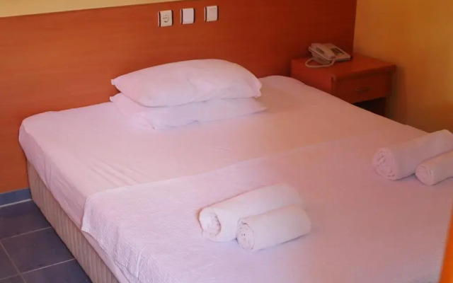 Amanda Hotel комната для гостей