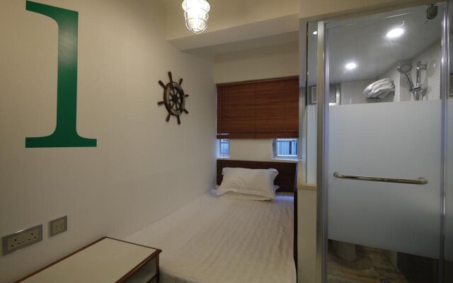 Panda's Hostel - Star Ferry 2