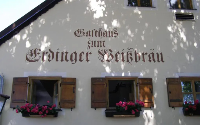 Hotel & Gaststätte Zum Erdinger Weißbräu Мюнхен вид на фасад