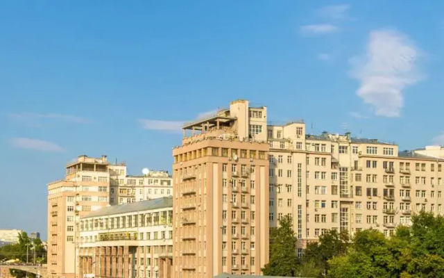 Гостиница Penthouse with Kremlin Views вид на фасад