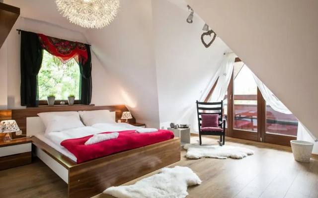 Отель Apartamenty Słoneczne Косцелиско комната для гостей