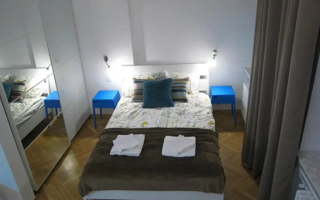 Отель Accommodo Boduena One Bedroom Apartment Польша, Варшава - отзывы, цены и фото номеров - забронировать отель Accommodo Boduena One Bedroom Apartment онлайн комната для гостей