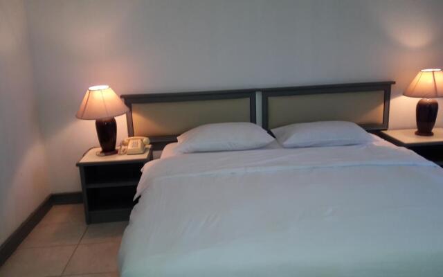 Garden Paradise Hotel & Serviced Apartment 0