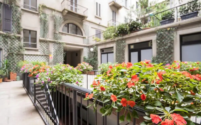 Отель Milano Suite Centro балкон