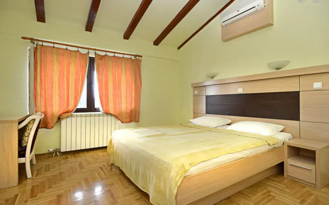 Hotel S-Klub комната для гостей