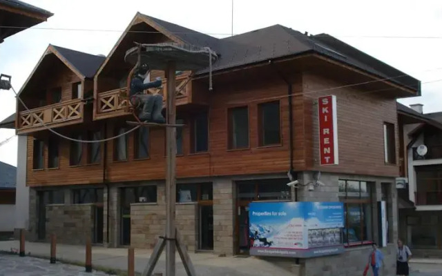 Отель Guest Rooms Granat вид на фасад