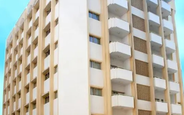 Lavender Hotel Apartments Dubai вид на фасад