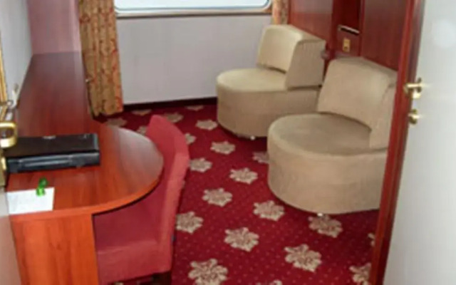 Отель Baxter Hoare Hotel Ship Германия, Кёльн - отзывы, цены и фото номеров - забронировать отель Baxter Hoare Hotel Ship онлайн комната для гостей