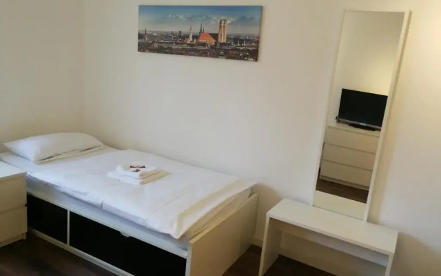 Отель Boardinghouse München-Laim Германия, Мюнхен - отзывы, цены и фото номеров - забронировать отель Boardinghouse München-Laim онлайн комната для гостей
