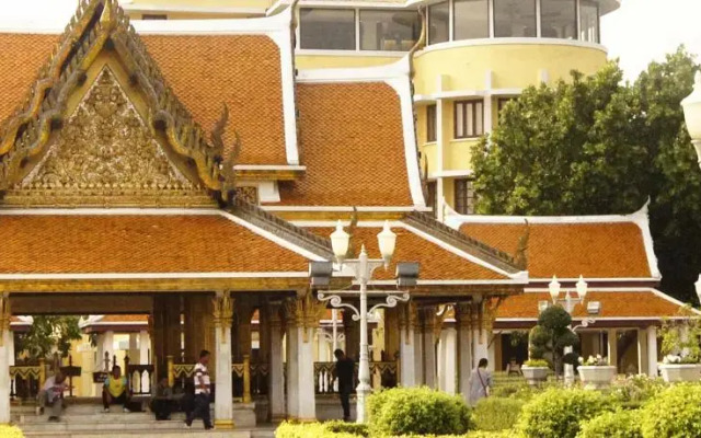 Отель Prasuri Guest House вид на фасад