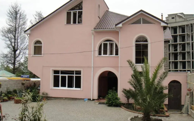 Гостиница Provence Guest House вид на фасад