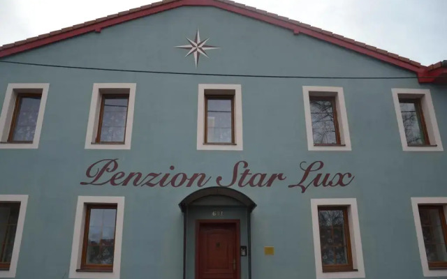 Отель Aparthotel Star Lux Прага вид на фасад