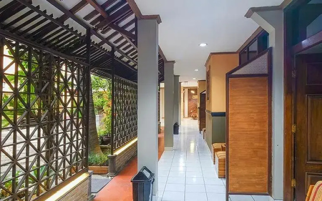 Wisnugraha Hotel In Yogyakarta Indonesia From None Photos - 